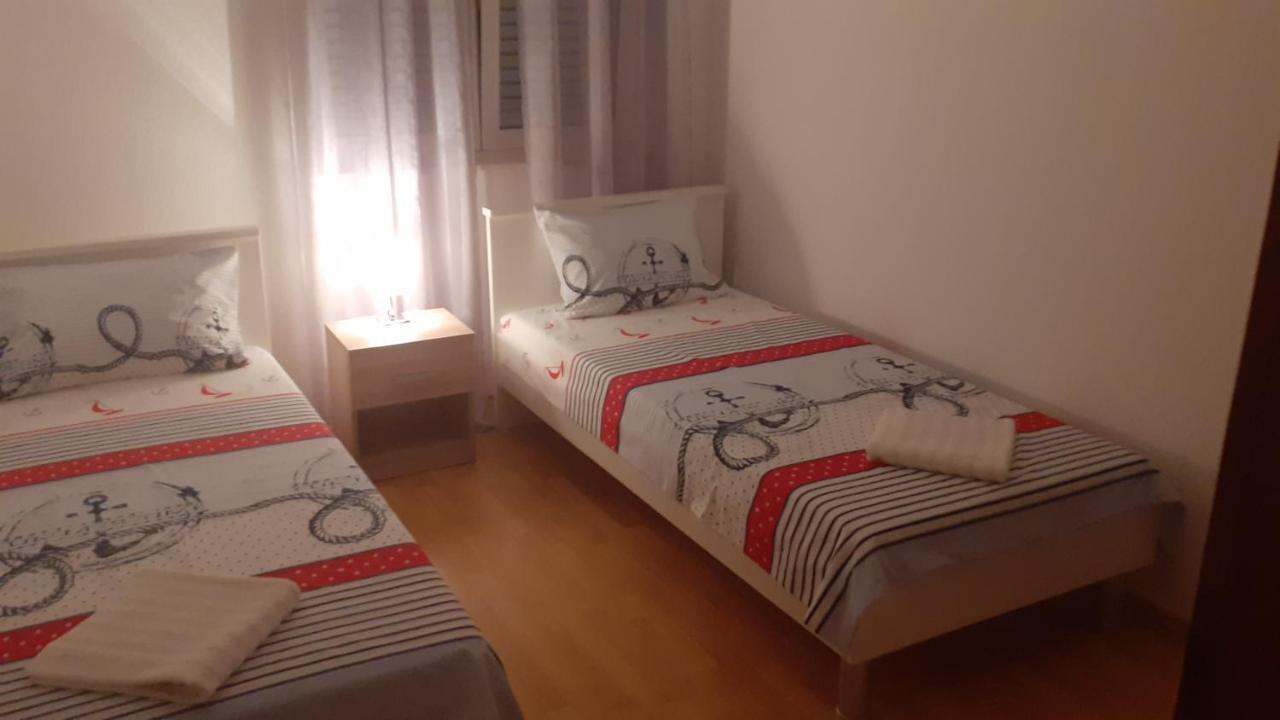 Apartman Nina Vodice Luaran gambar