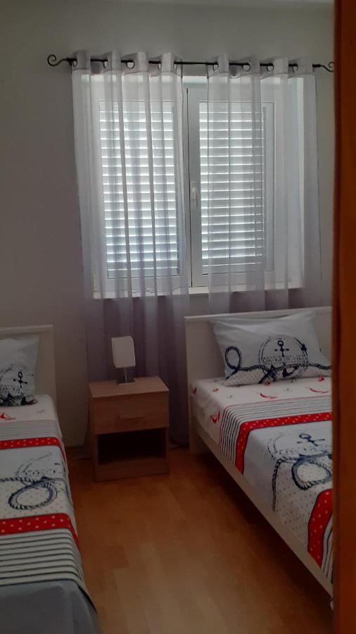 Apartman Nina Vodice Luaran gambar