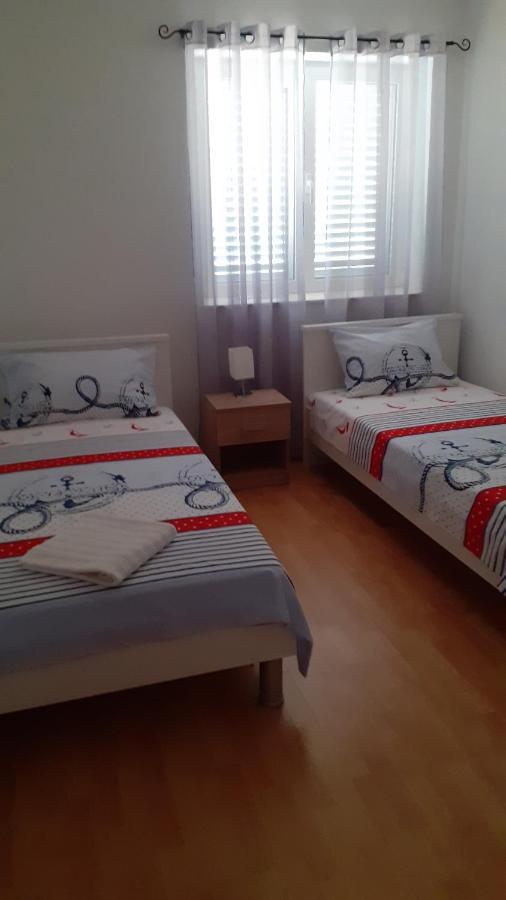 Apartman Nina Vodice Luaran gambar