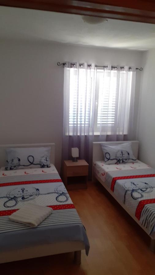 Apartman Nina Vodice Luaran gambar